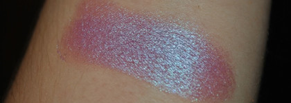 Фиолетомания с оттенком Tonic из линейки Eyeshadow от Urban Decay + немного Venus III от Lime Crime