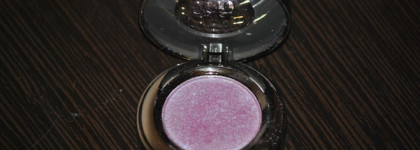 Фиолетомания с оттенком Tonic из линейки Eyeshadow от Urban Decay + немного Venus III от Lime Crime
