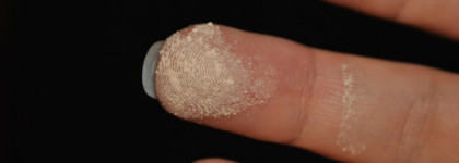 Пудра Finish Line Perfecting Coconut Setting Powder от Marc Jacobs