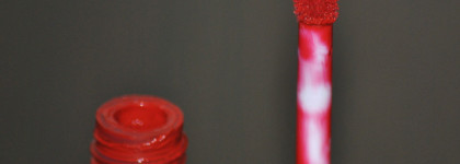 Матовые помады Meet Matt(e) Hughes от The Balm: испытание... самолётами