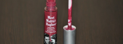 Матовые помады Meet Matt(e) Hughes от The Balm: испытание... самолётами