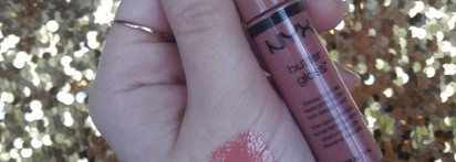 Лаковая помада Clinique Pop Lacquer lip colour+primer и Увлажняющий блеск для губ NYX Butter Gloss - два любимых нюда