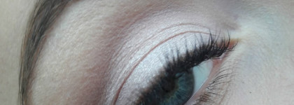 Essence In love with rose eyeshadow box 02 & happily ever after