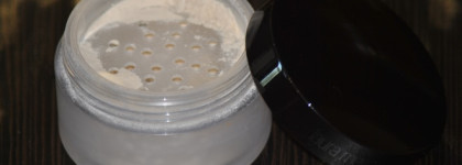 Пудра Loose Setting Powder Translucent от Laura Mercier