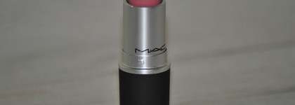 Powder Kiss Lipstick от MAC #103 Sultriness