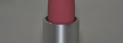 Powder Kiss Lipstick от MAC #103 Sultriness