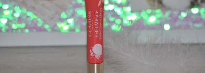 Блеск, выравнивающий кожу губ Clarins Eclat Minute Instant Light Natural Lip Perfector  #13 pink grapefruit. Сравнение с бюджетным блеском Color Energy Lip Gloss от Faberlic