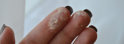 Poudre Universelle Libre Natural Finish Loose Powder в оттенке 20 от Chanel