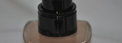 Хайлайтер Les Beiges Sheer healthy glow highlighting fluid Summer of Glow в оттенке Pearly Glow от Chanel. Моё неодназаначное мнение