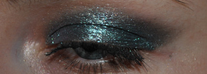 Пигмент-фольга для век Lamel Professional Insta Glow Duo в изумрудном оттенке 404