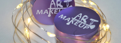 Что это было - я так и не поняла. Кремовые тени Тяnu4Ka от ArtMakeUp в оттенках №64 Лоллипоп и №190 Цукаты. "Разлепите мне веки"