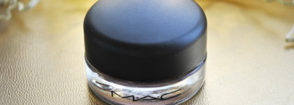 Кремовые тени Pro Longwear Paint Pots от MAC в потрясающих цветах - Moss Definitely и Bougie