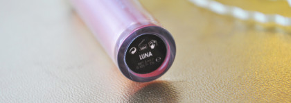 Металлический блеск для губ London Liquid Chrome Lipstick от Ciate London в оттенке Luna