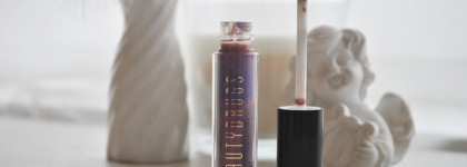 Сливовое вино от Beautydrugs. Жидкие тени для век Liquid Eyeshadows by Victoria Moiseeva в оттенке 04 Plum Wine