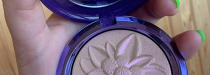 Не слюбилось, не срослось. MAC x L Extra Dimension Skin Finish в оттенке Snow Gold