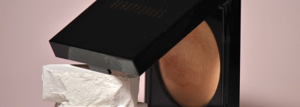 Хайлайтер Glossy Baked Powder Cosmic Girl от Beautydrugs