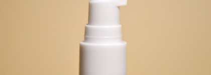 В поисках замены любимому тинту от Chanel - попытка вторая. Тональный флюид Love Generation Fluid Foundation Bubble в оттенке 01