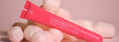 Нежная лимитка Rhode с ароматом сахарных печенек: Peptide Lip Tint Sugar Cookie