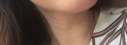 Бежево-розовый соблазн на губах от Vivienne sabo Creme Glacee Lip gloss в оттенке 61