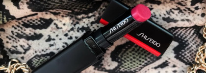 Помада от Shiseido VisionAiry Gel в оттенке Pink Flash