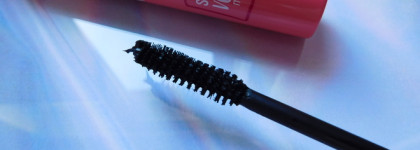 Тушь для ресниц Essence Lashes Of The Day Super Volume Mascara black