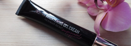 Victoria's Secret Fresh Face Brightening Gel Cream 