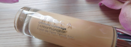 Тональная основа Becca Ultimate Coverage 24 Hour Foundation