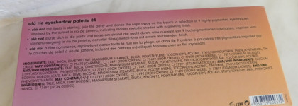 Закат в знойном Рио-де-Жанейро. Палетка теней Essence Eyeshadow Palettes 04 Ola Rio