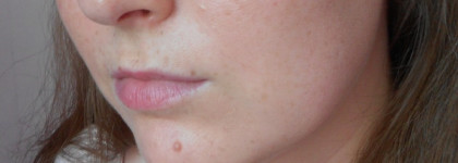 Shiseido Synchro Skin Glow Luminizing Fluid Foundation 2 | Тональное средство-флюид с эффектом естественного сияния