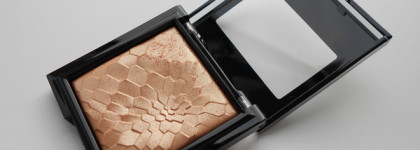Пудра-хайлайтер Sephora Collection Face Shimmering Powder в оттенке 01 Delicate Glow