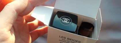 Ультралегкий флюид-тинт Chanel Water-Fresh Tint Les Beiges в оттенке Medium Light