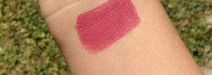 Комфортные красавицы в деле! Матовая Hot plum и суперпигментированная Blushing beauty