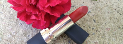 В копилку осенних помад. Матовая Avon True Color Perfectly Matte Lipstick Red Supreme