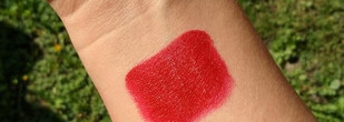 В копилку осенних помад. Матовая Avon True Color Perfectly Matte Lipstick Red Supreme