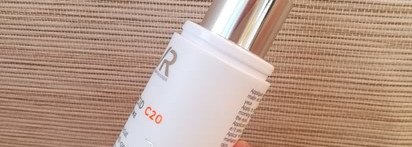 Победа над тусклой кожей с SVR Laboratoires Hydracid C20 Crème