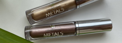 Жидкие тени для век Golden Rose Metallic Liquid Eyeshadow - продукт по приятной цене