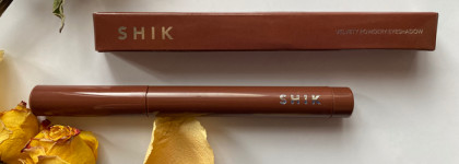 Вельветовые устойчивые тени в карандаше Shik Velvety Powdery Eyeshadow в оттенке Rust