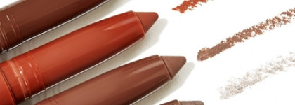 Вельветовые устойчивые тени в карандаше Shik Velvety Powdery Eyeshadow в оттенке Rust