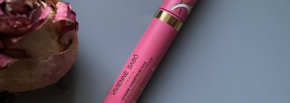 Нежный цветок коллекции Metamourphoses от Vivienne Sabo. Тушь от Vivienne Sabo Metamorphoses Romantique Volume Curling Mascara в 01 оттенке