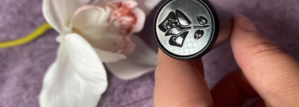 Вот так должна лежать на губах матовая помада! Lancome L'Absolu Rouge Drama Matte № 274 "Sensualite"