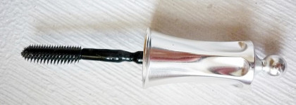 Гель для бровей от Benefit., ready, set, brow