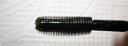 Гель для бровей от Benefit., ready, set, brow