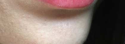 Питательный бальзам для губ с оттенком Yves Saint Laurent Volupté liquid color balm . Нежный нюдовый оттенок 12 chase me nude
