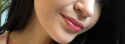 Питательный бальзам для губ с оттенком Yves Saint Laurent Volupté liquid color balm . Нежный нюдовый оттенок 12 chase me nude