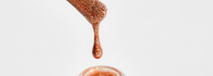 Готовимся к Новому году с Yves Saint Laurent La laque couture. Оттенок 55