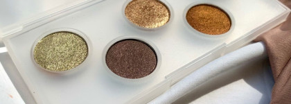 Скромная на вид, но сочная внутри Pat Mcgrath labs eye ecstasy. Eye shadow palette