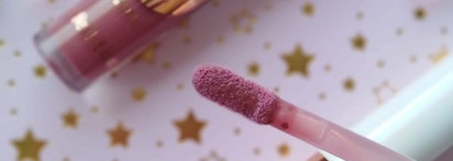 Моя плампер-команда, часть 1: Блески Essence Plumping nudes, оттенки 06 Big bang и 07 So heavy