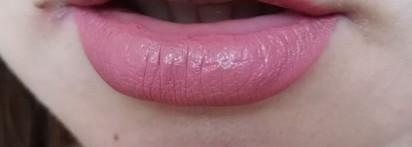 L'Oreal Infaillible Les Macarons Ultra Matte Liquid Lipstick 822 Mon Caramel