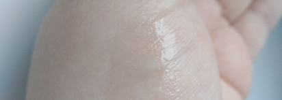 Блеск для губ Mini Dolly сочный персик: интересное средство или милая безделушка?