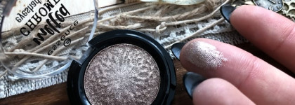 Тени для век `Essence` melted chrome  оттенок #2 ironic